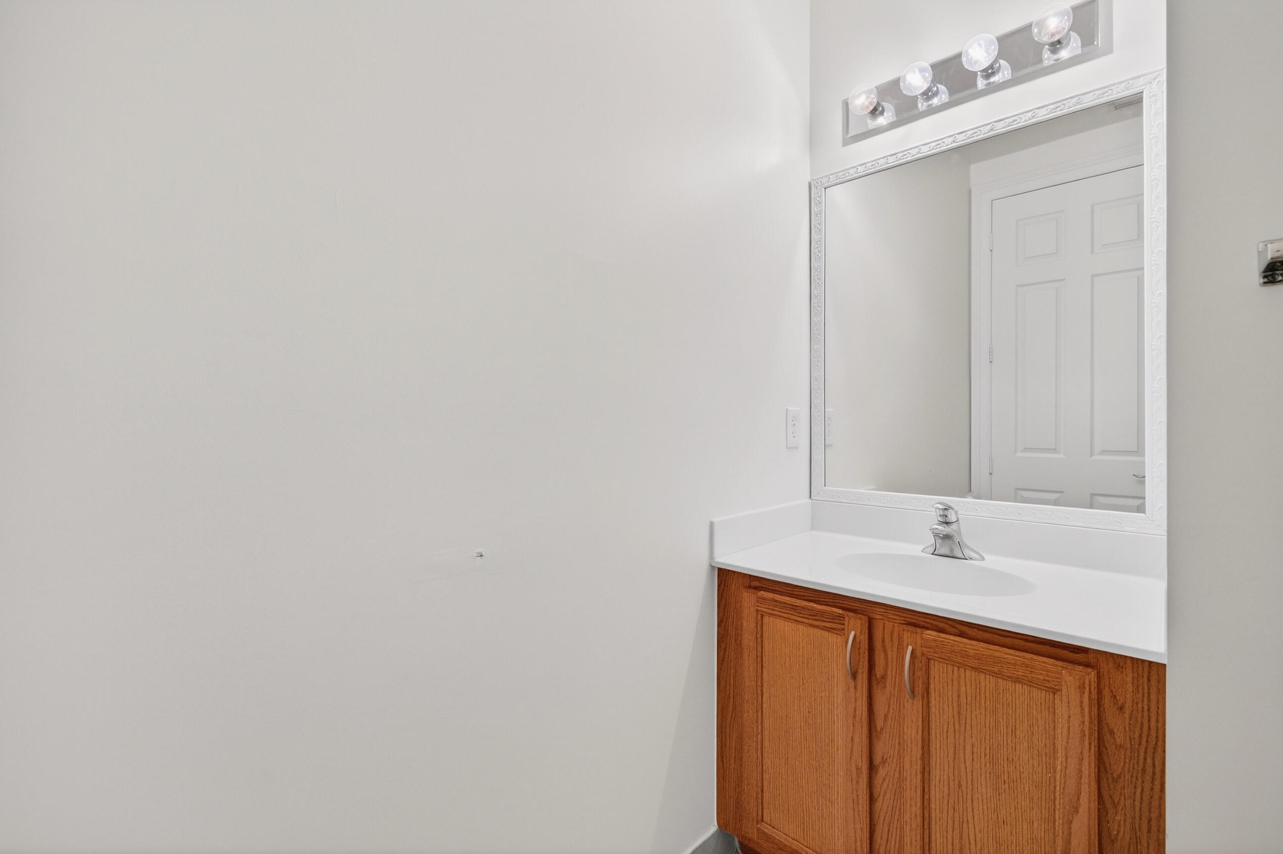 CITYSIDE CONDO - Residential