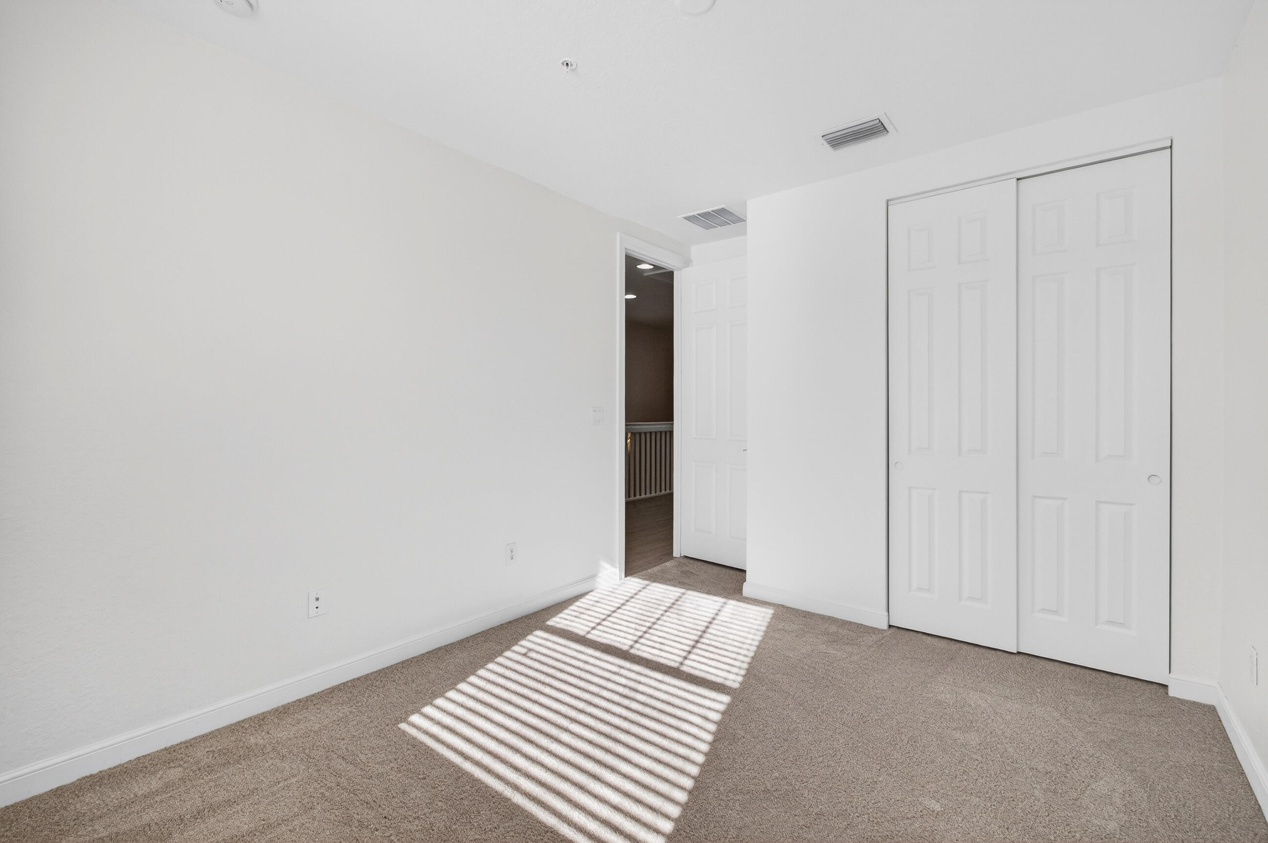 CITYSIDE CONDO - Residential