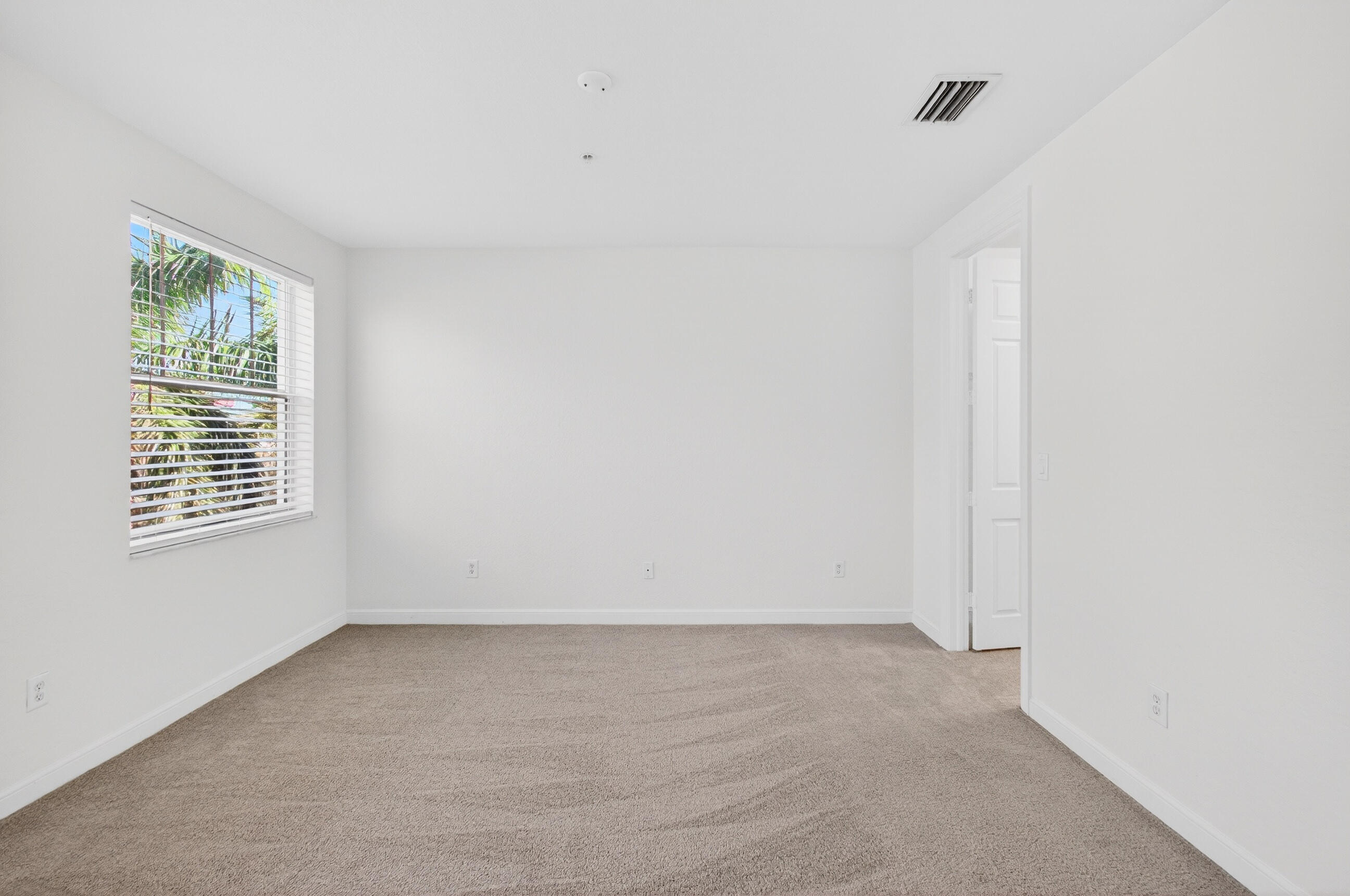 CITYSIDE CONDO - Residential