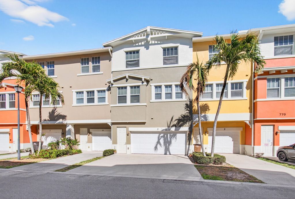 Photo of 770 Millbrae Court #3, West Palm Beach, FL 33401 (MLS # R11167358)