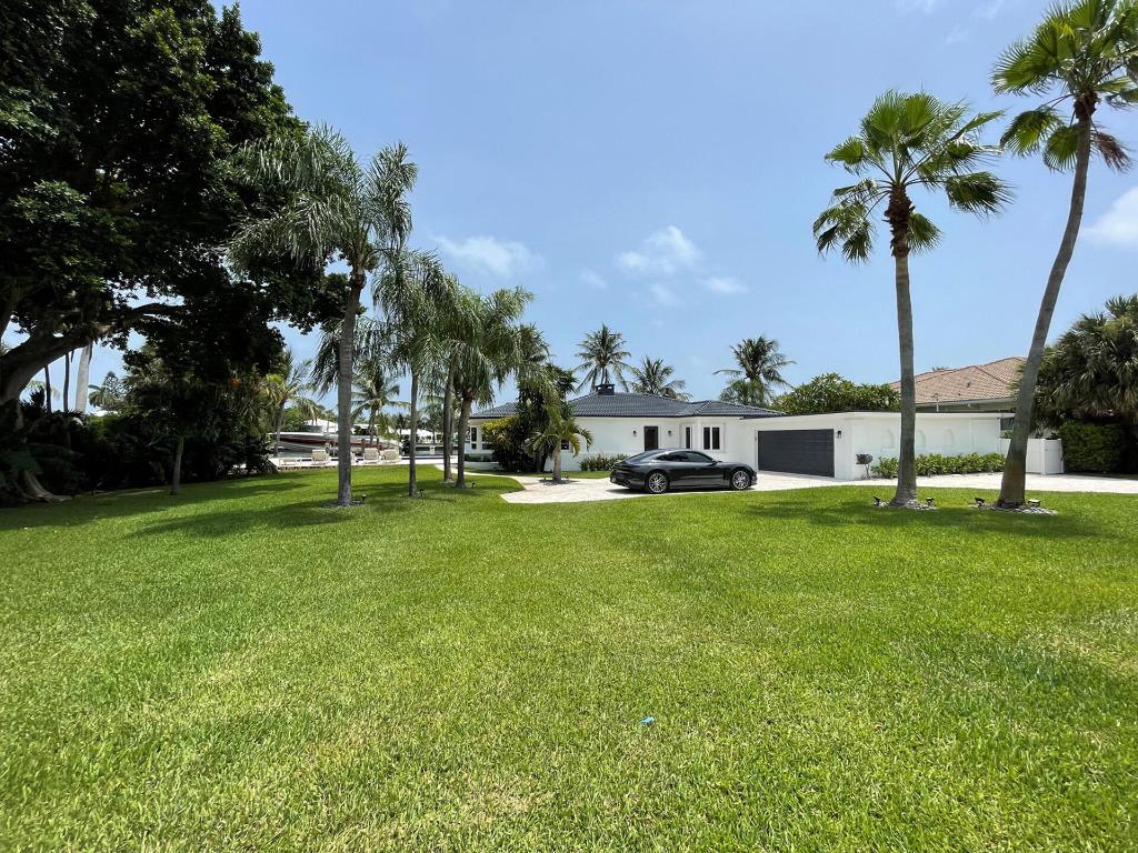 TRADE WINDS ESTATES FIRST ADD - Residential