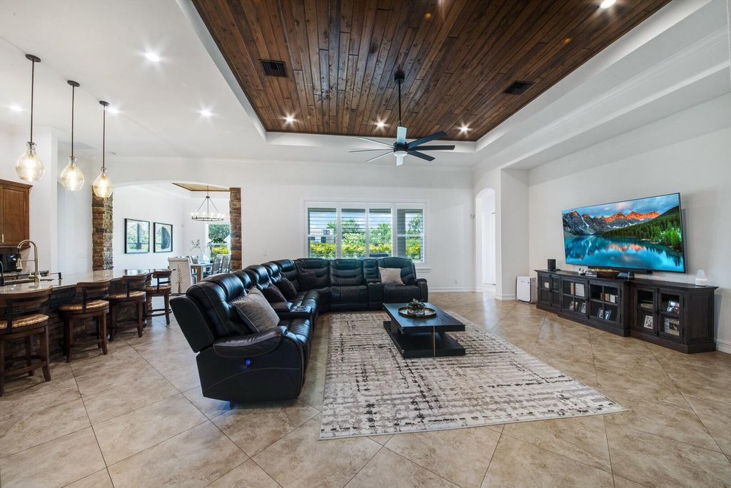 Photo of 12638 154th Road N, Jupiter, FL 33478 (MLS # R10995713)