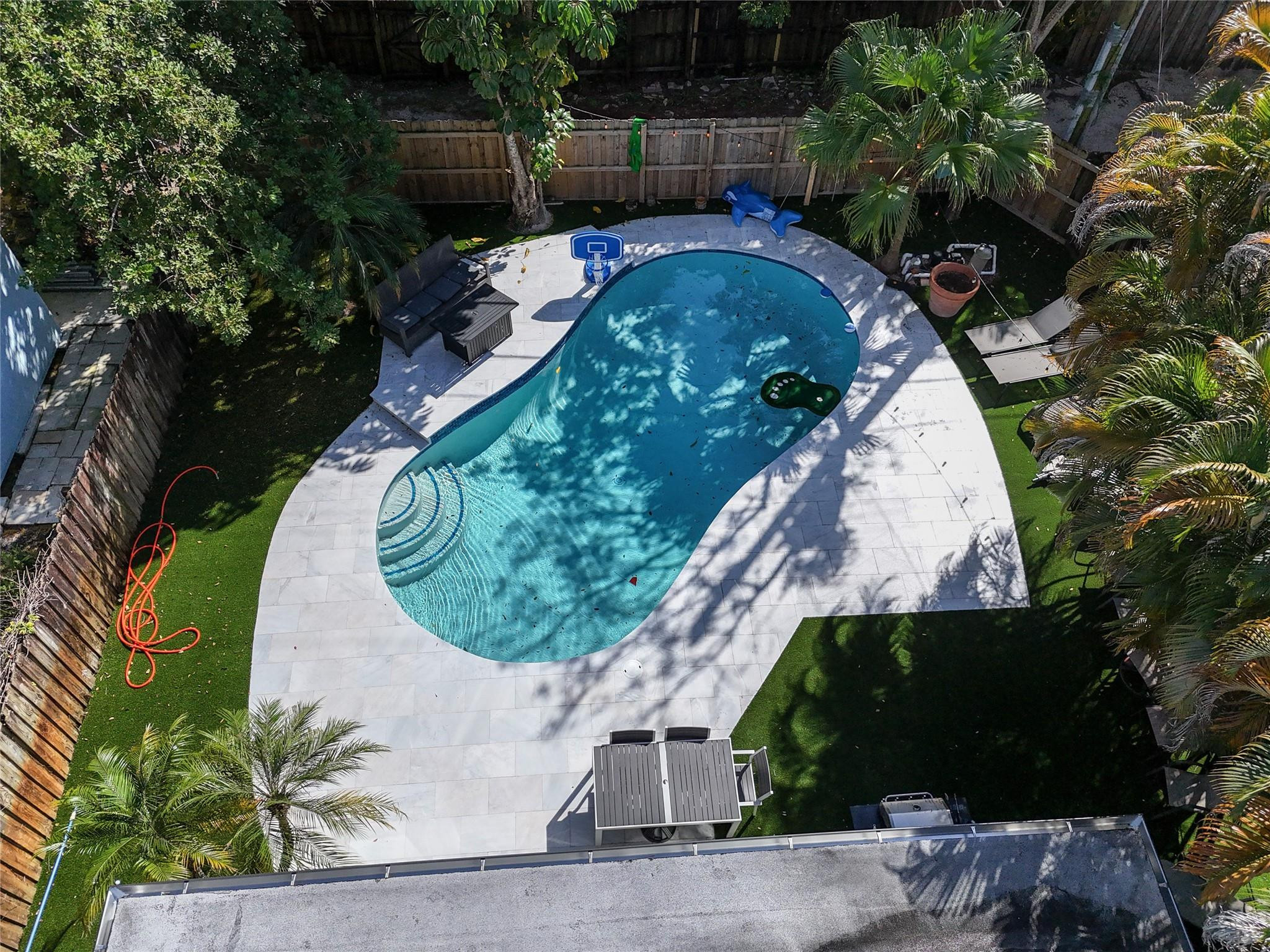 Lauderdale 2-9 D - Residential