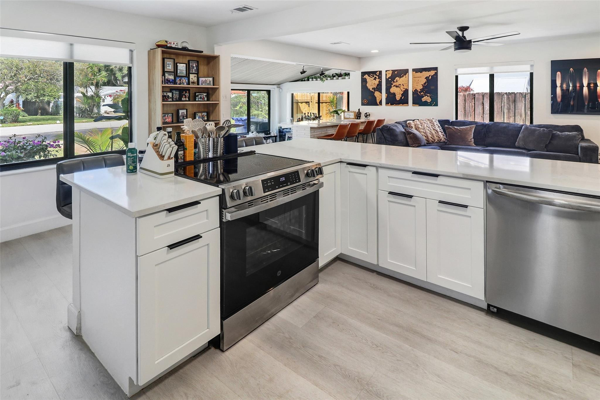 Lauderdale 2-9 D - Residential