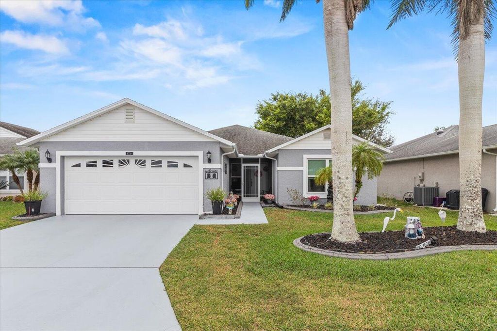 Photo of 6719 Alemendra Street, Fort Pierce, FL 34951 (MLS # R10949668)