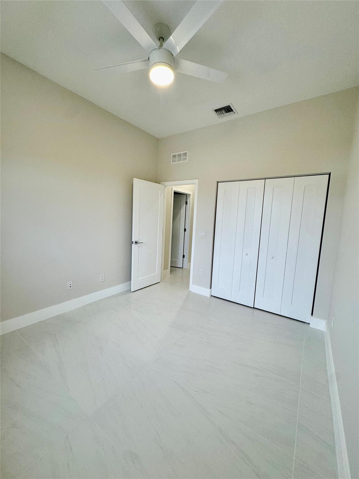 Whispering Oaks 183-173 B - Residential Lease