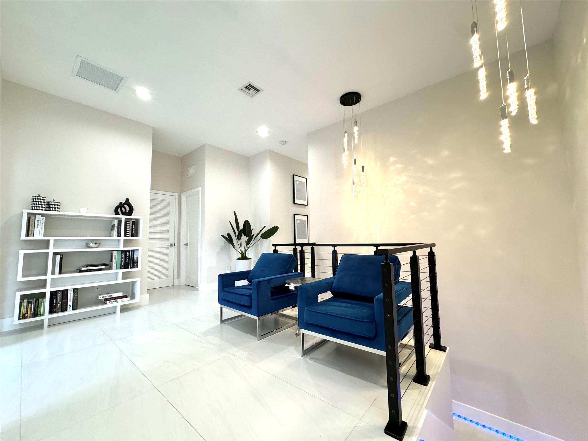 Whispering Oaks 183-173 B - Residential Lease