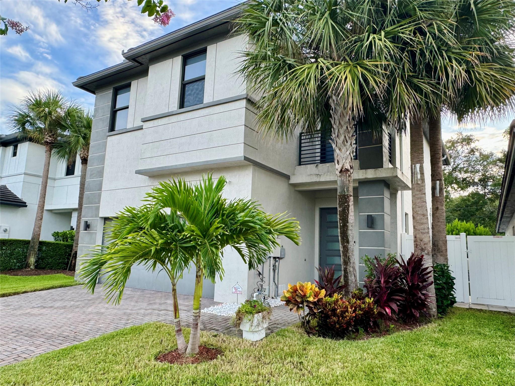 Whispering Oaks 183-173 B - Residential Lease