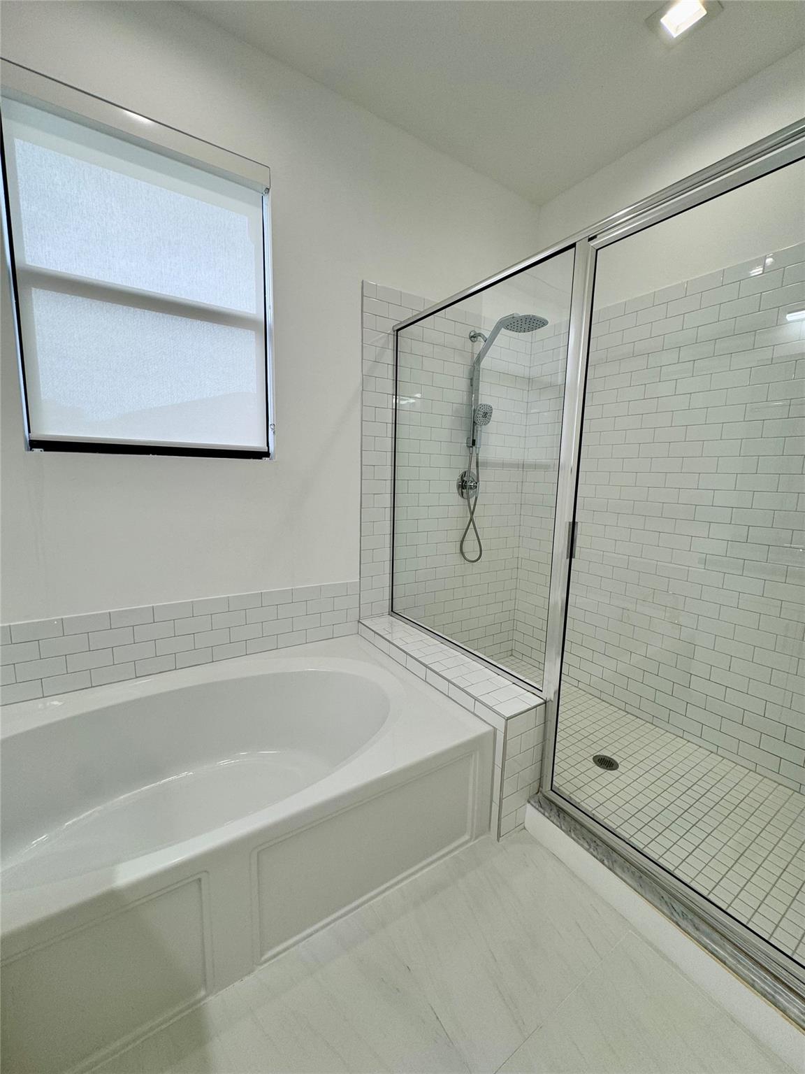 Whispering Oaks 183-173 B - Residential Lease