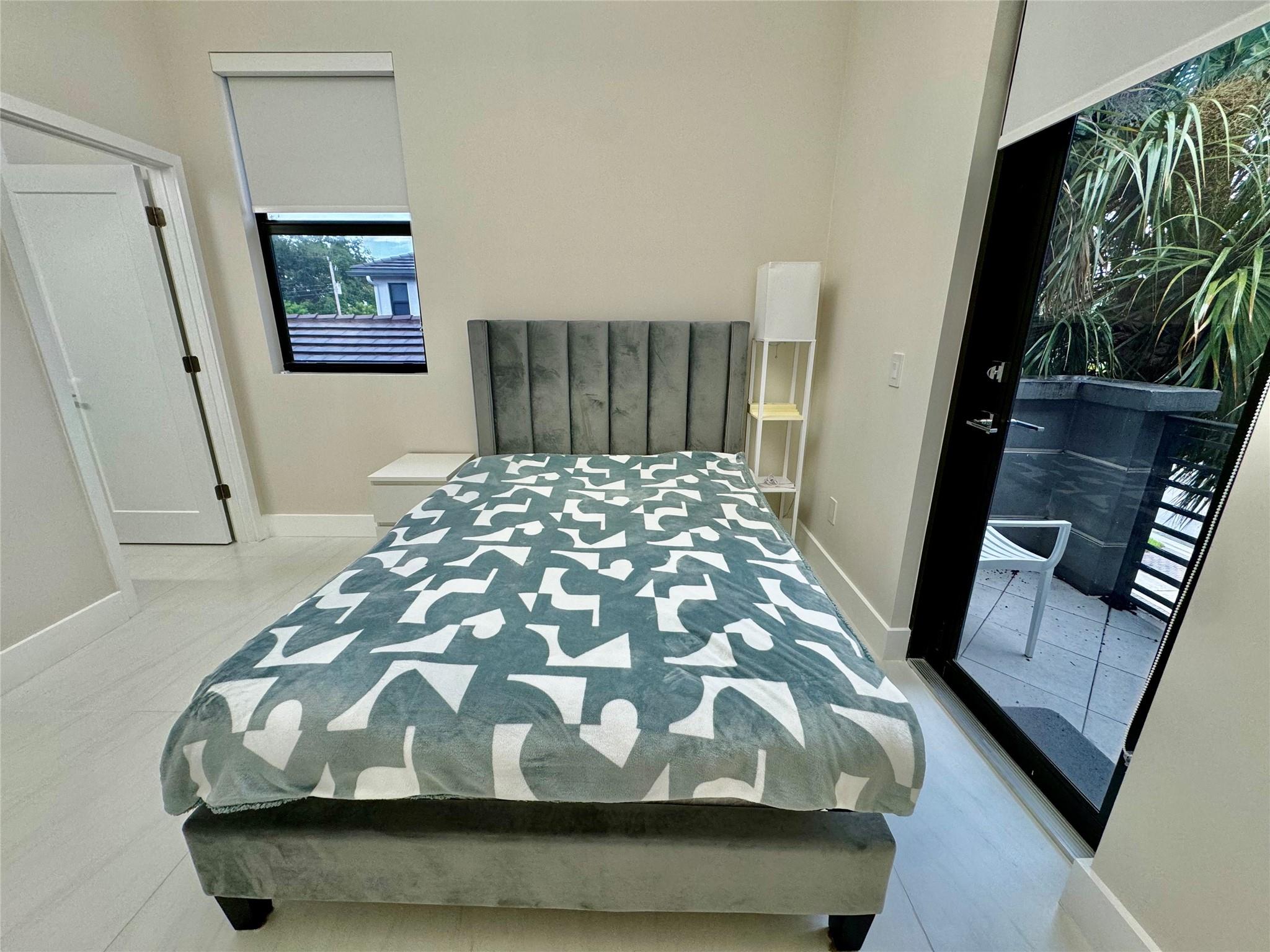 Whispering Oaks 183-173 B - Residential Lease