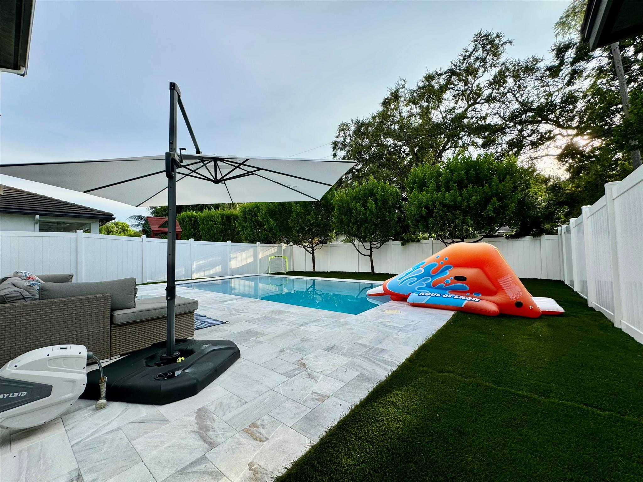 Whispering Oaks 183-173 B - Residential Lease