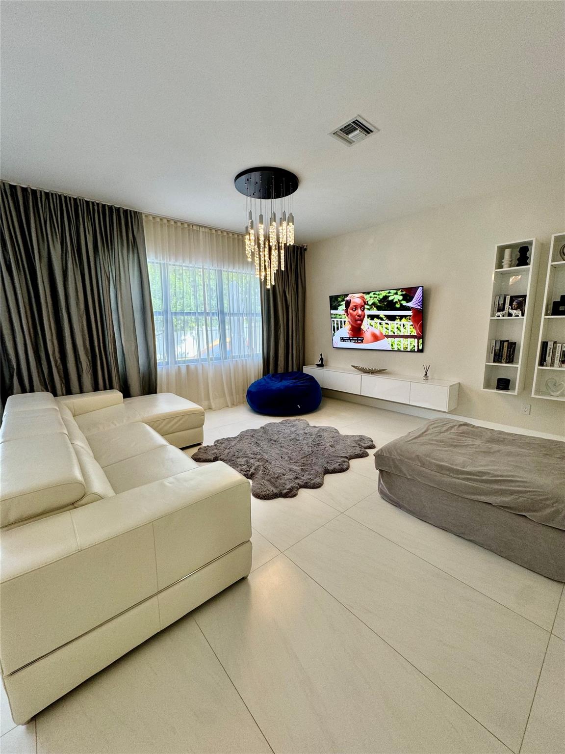 Whispering Oaks 183-173 B - Residential Lease