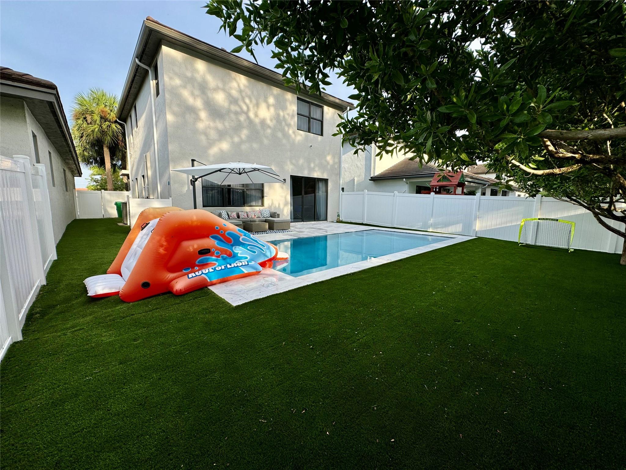 Whispering Oaks 183-173 B - Residential Lease