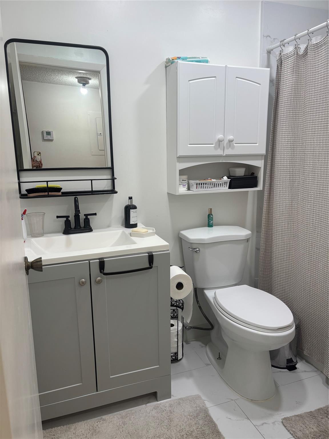 Clairmont Condominium - Residential Lease