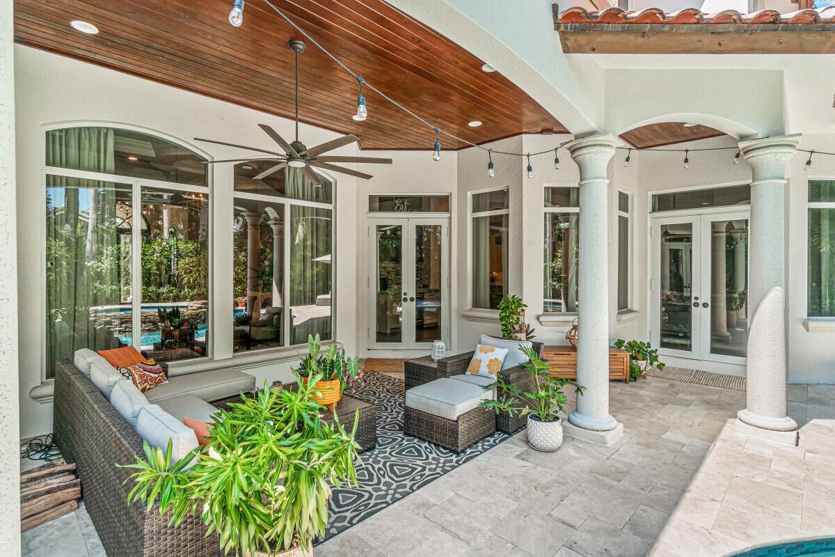 ROYAL PALM YACHT & COUNTR - Residential Lease