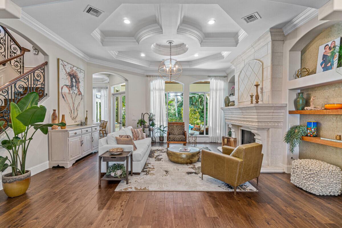 ROYAL PALM YACHT & COUNTR - Residential Lease