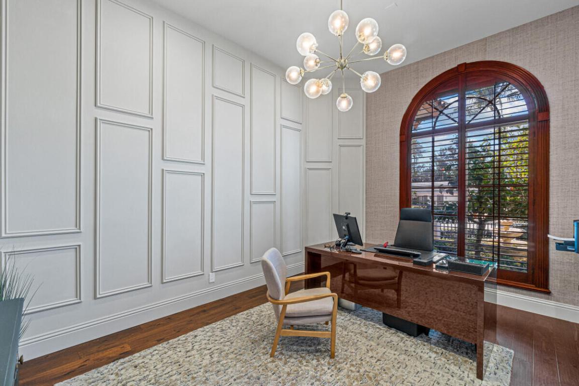 ROYAL PALM YACHT & COUNTRY CLUB - Residential Lease