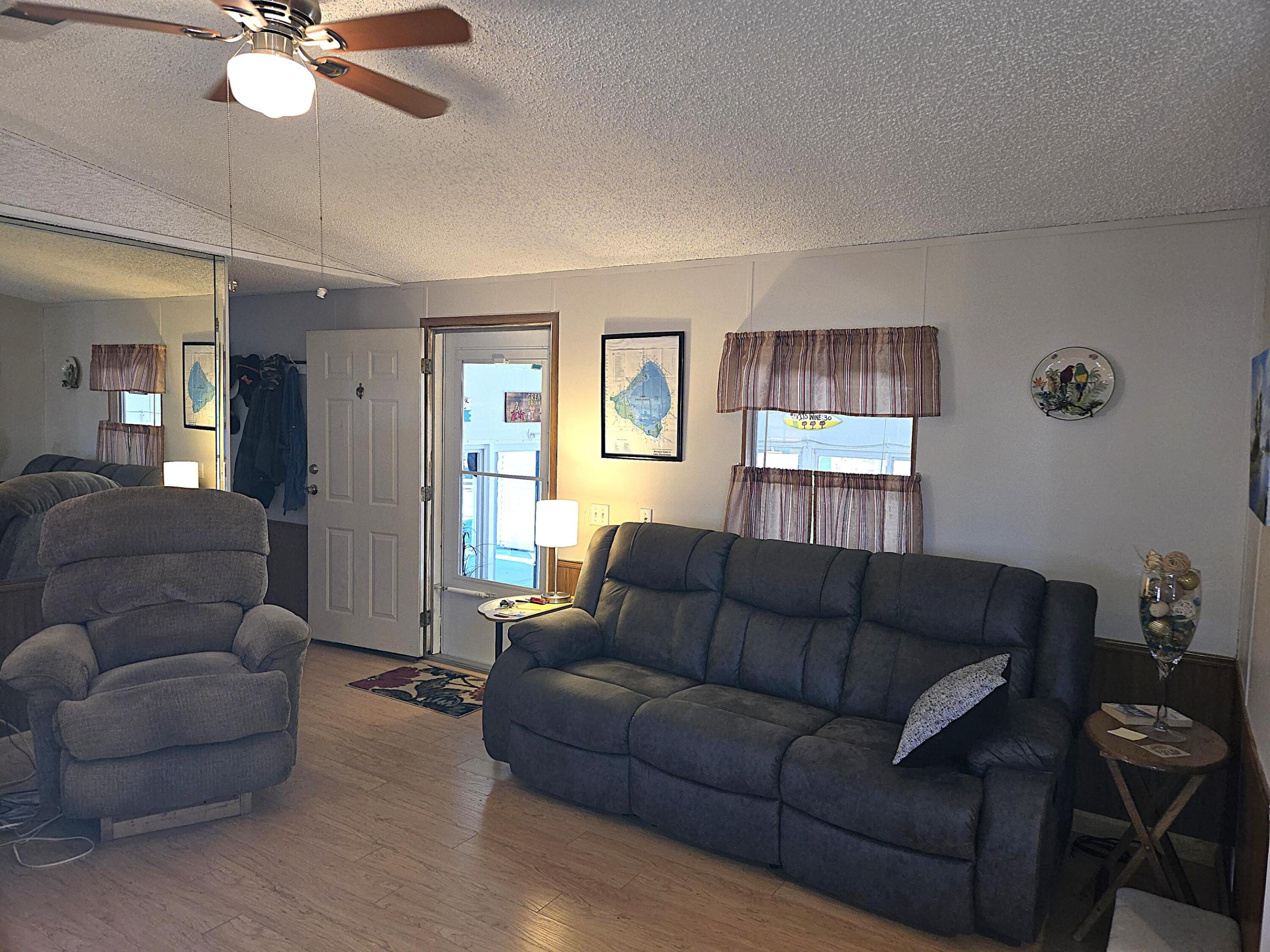 EAST CHOBEE - Residential