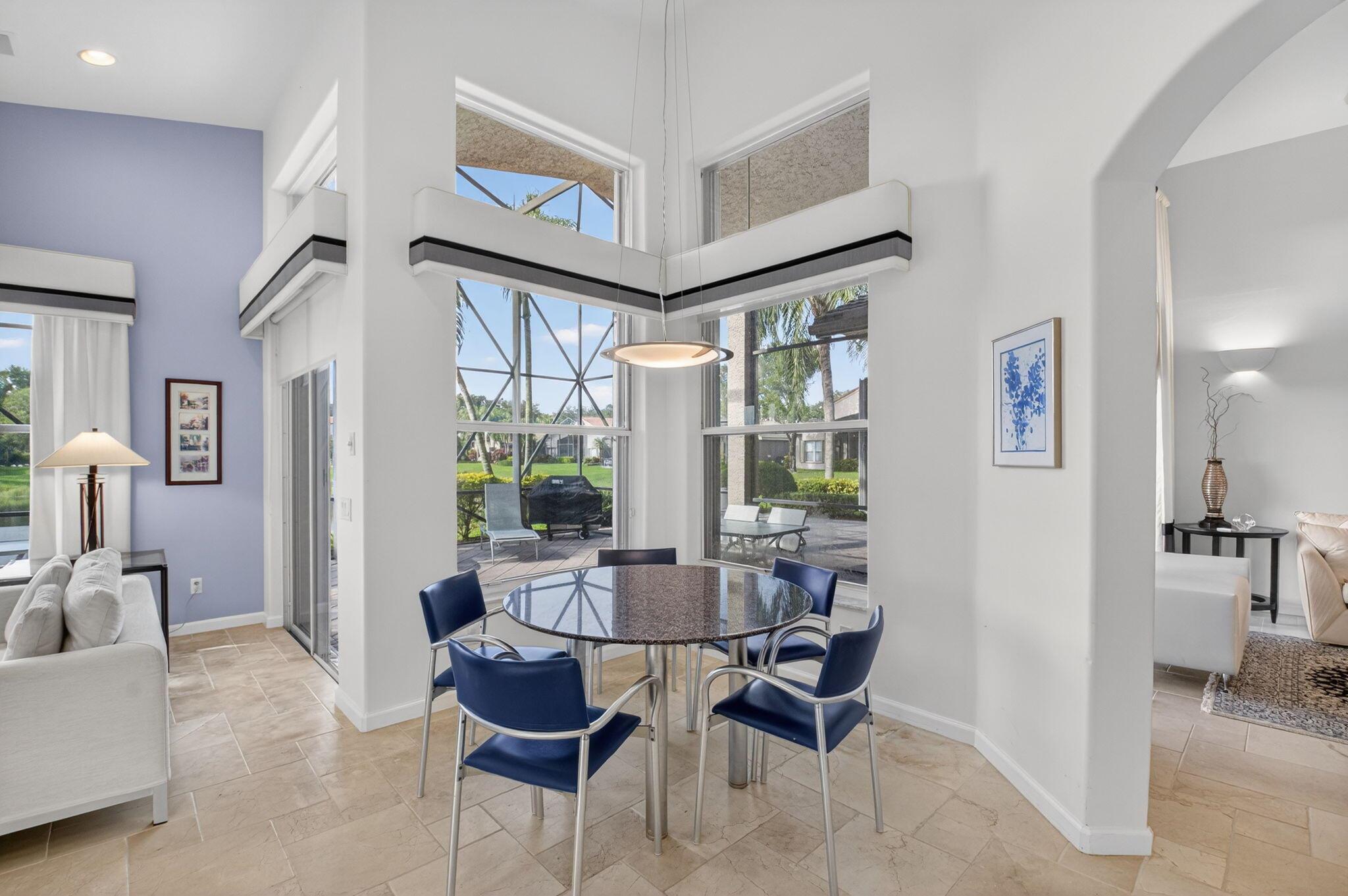 VALENCIA FALLS - Residential