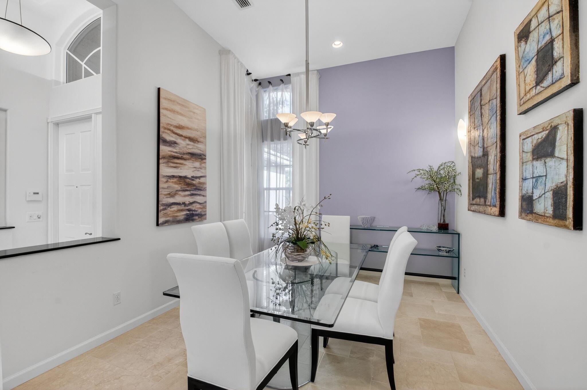 VALENCIA FALLS - Residential