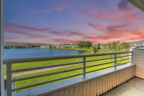 3449 NW 44th St Unit 205, Lauderdale Lakes, FL MLS: F10491511