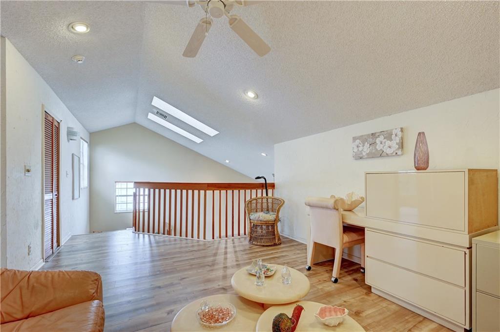 WATERFORD ISLES - Residential