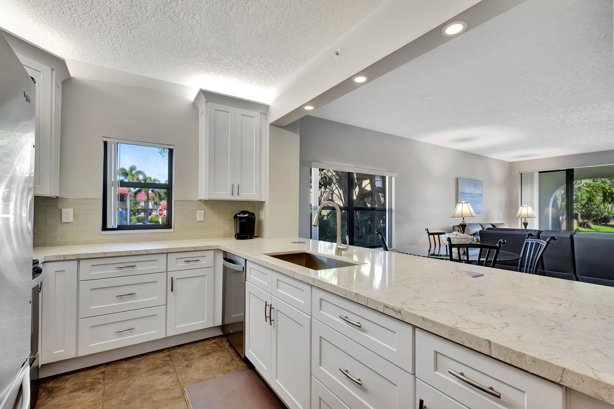 OCEAN TRACE CONDO - Residential