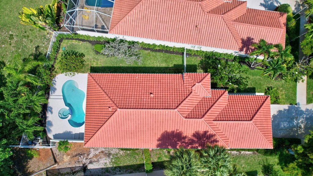 Photo of 4689 Hammock Circle, Delray Beach, FL 33445 (MLS # R11094254)