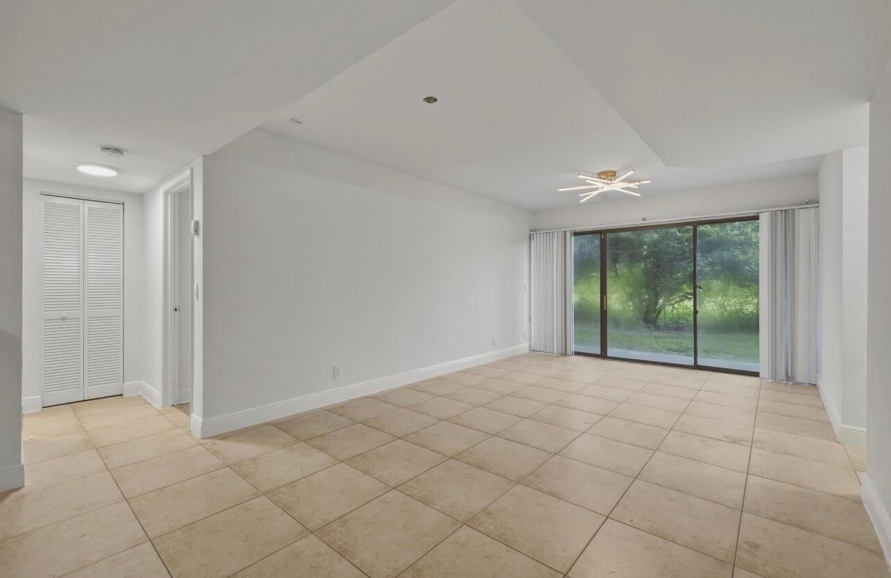 Properties 1581 Windorah Way B