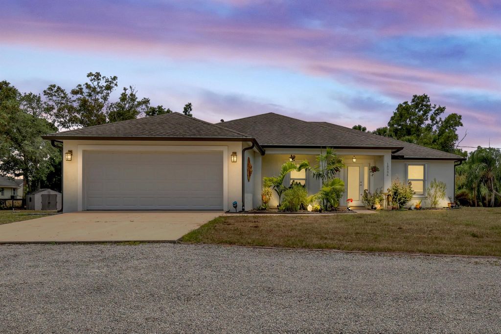 Photo of 18936 Orange Grove Boulevard, Loxahatchee, FL 33470 (MLS # R10987042)