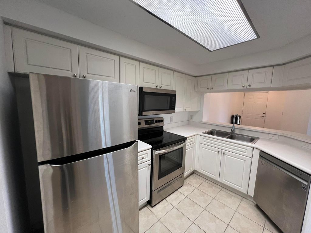 Photo of 2725 Anzio Court #304, Palm Beach Gardens, FL 33410 (MLS # R10982989)