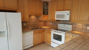 FRENCH QUARTER 3 - Residential Lease