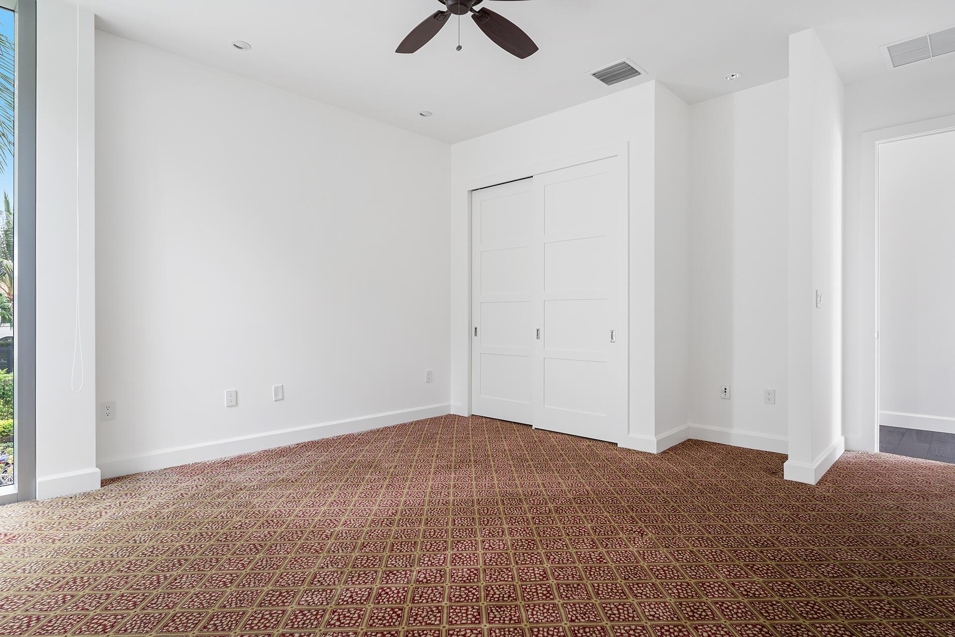 ELLAMAR - Residential