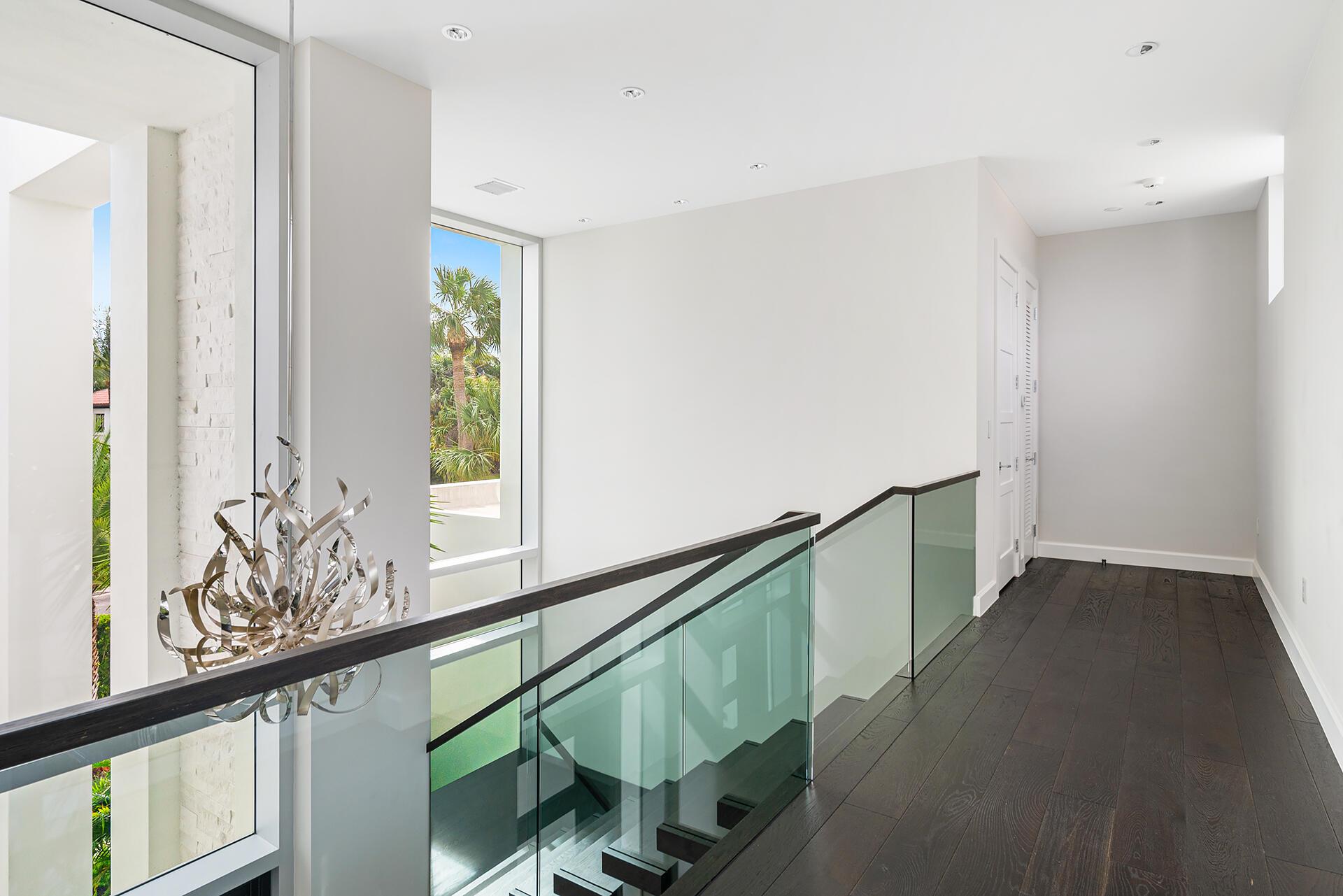 ELLAMAR - Residential