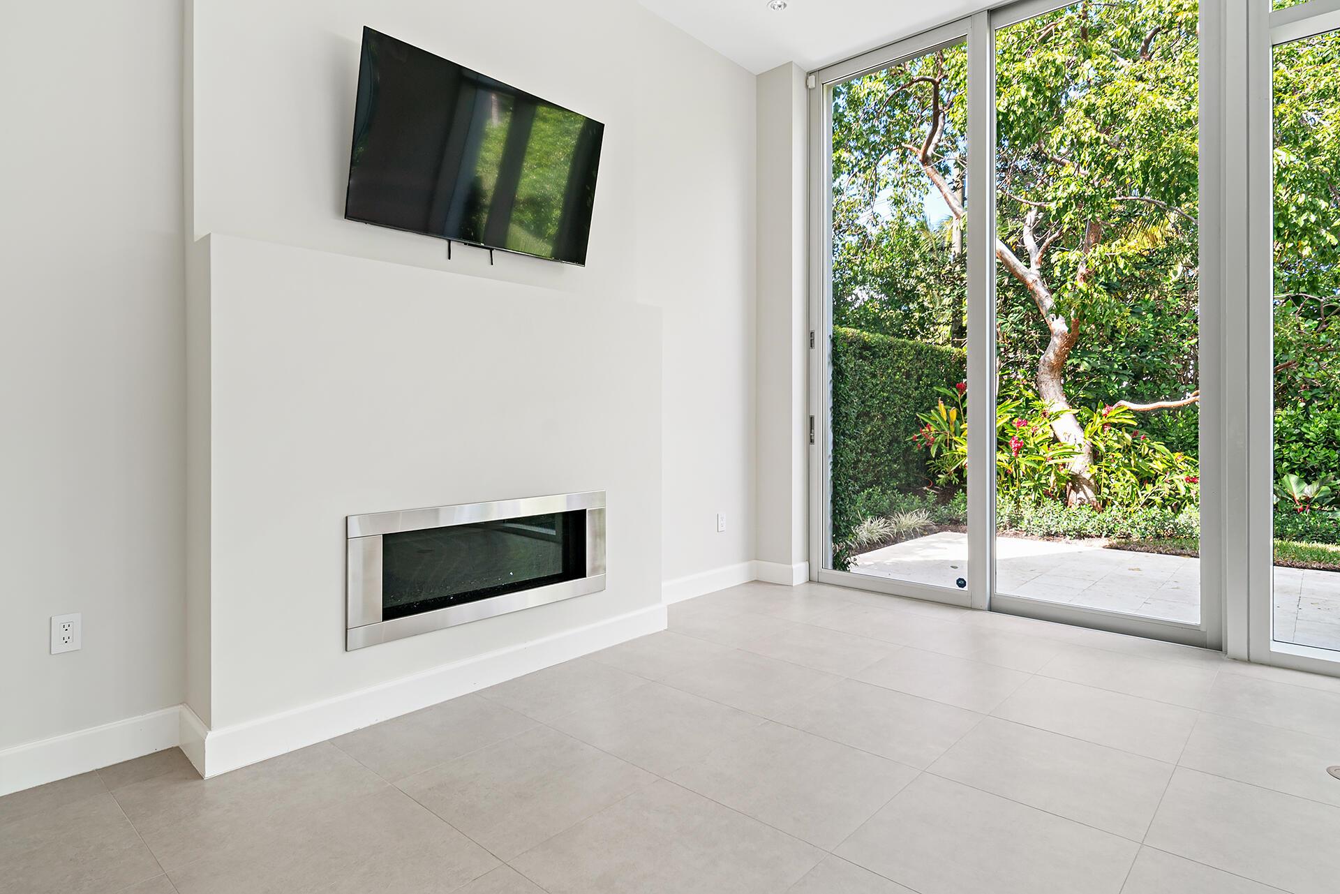 ELLAMAR - Residential