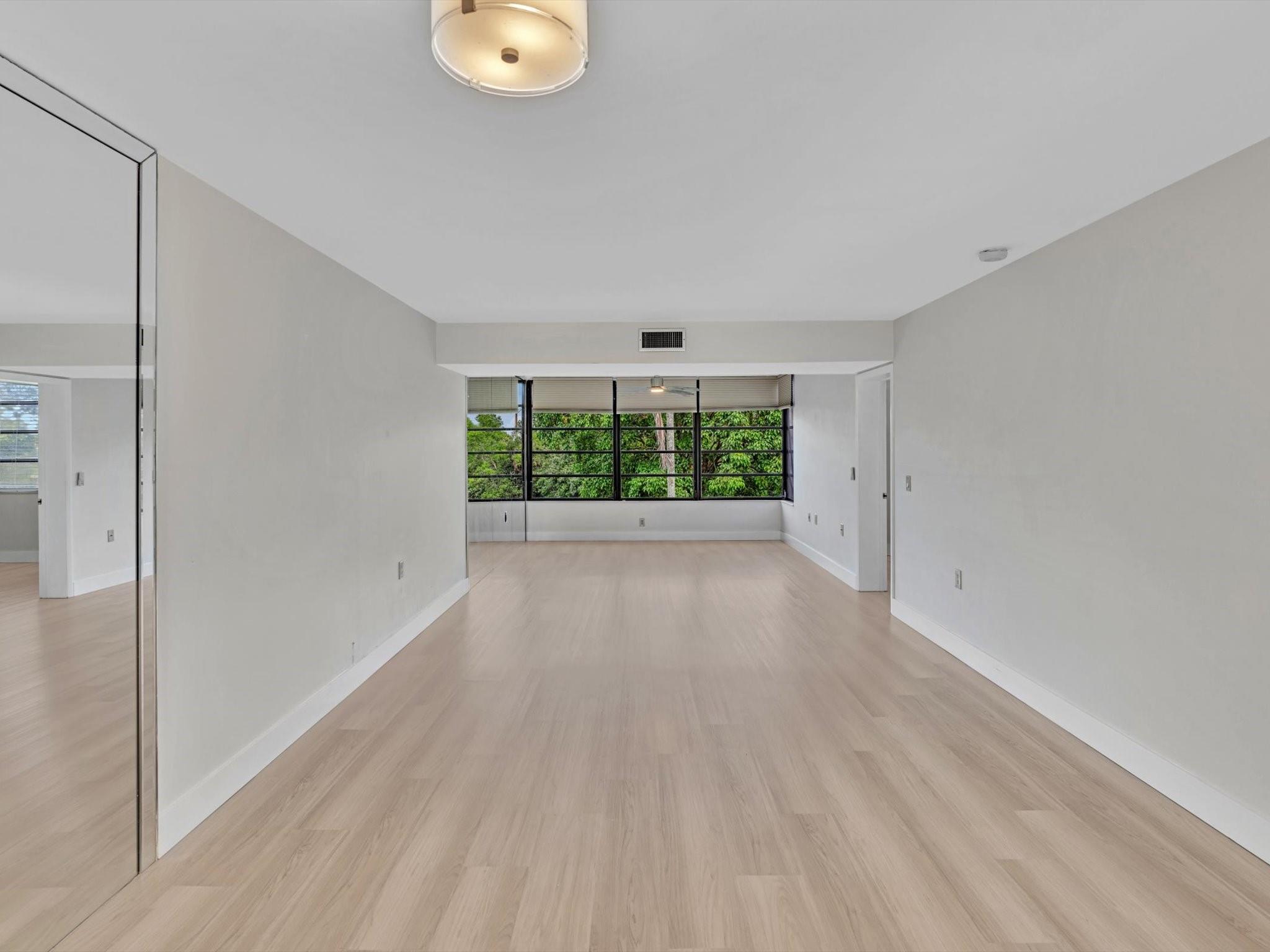 Condo 23 Of Whitehall Con - Residential Lease
