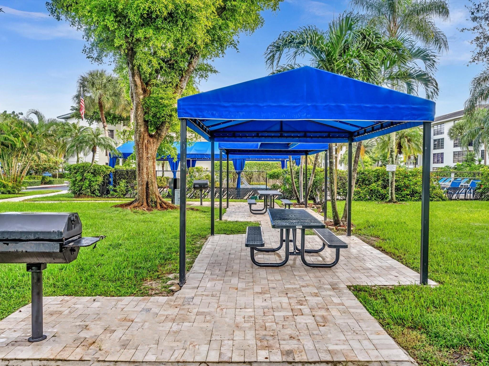 Condo 23 Of Whitehall Con - Residential Lease