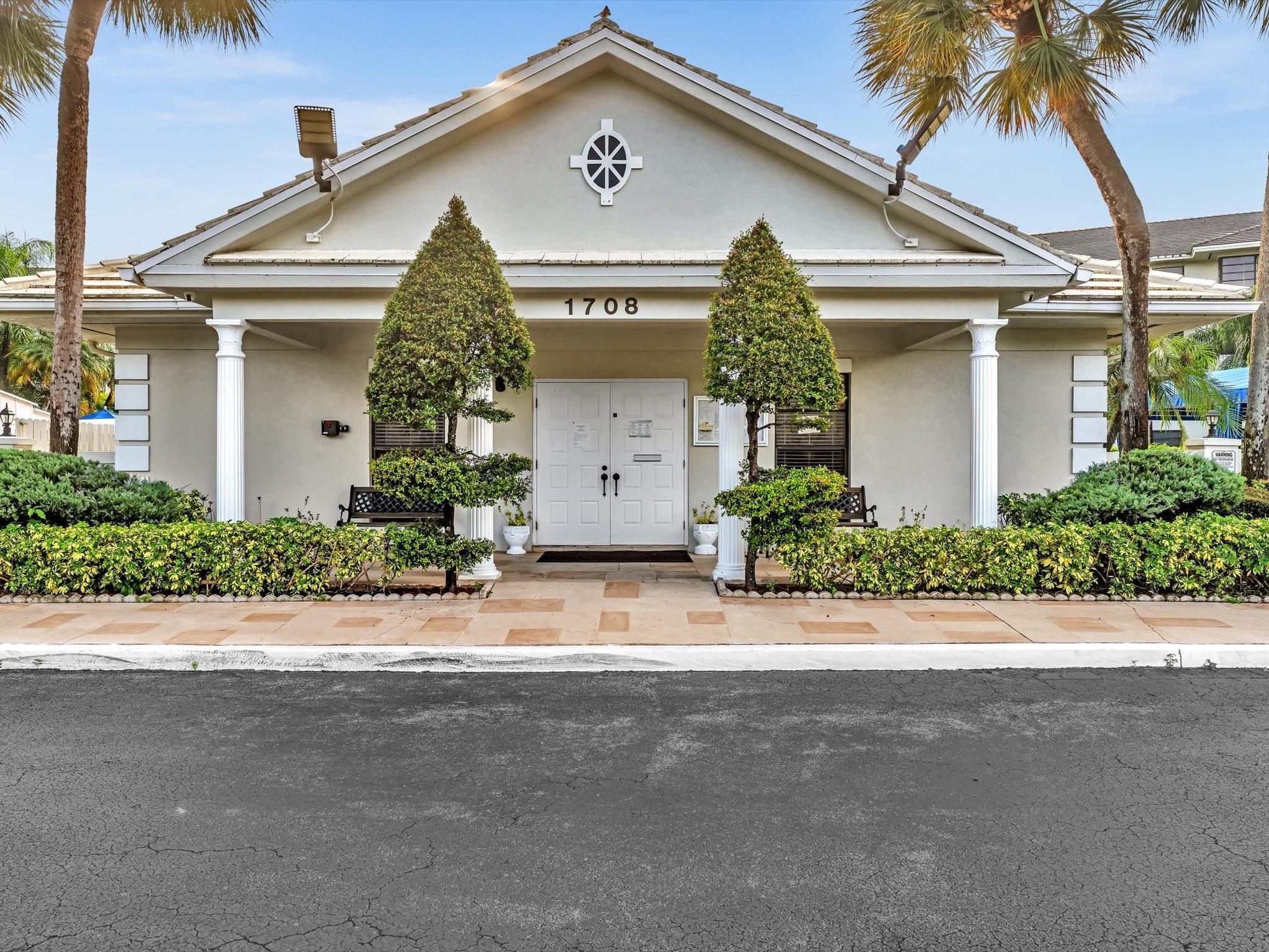 Condo 23 Of Whitehall Con - Residential Lease