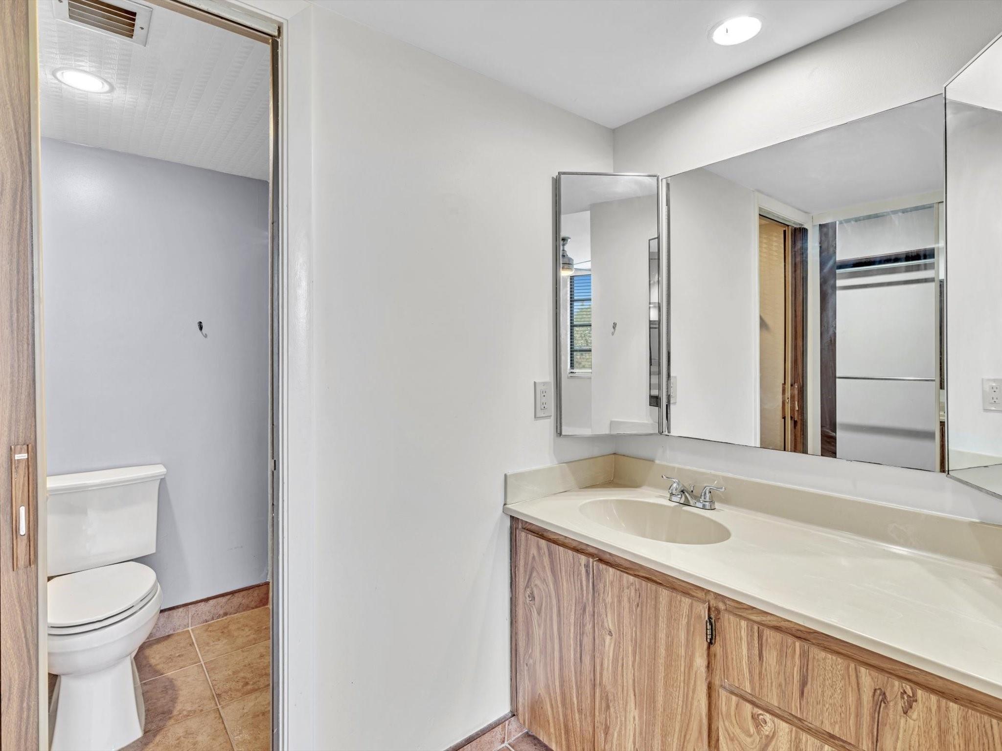 Condo 23 Of Whitehall Con - Residential Lease