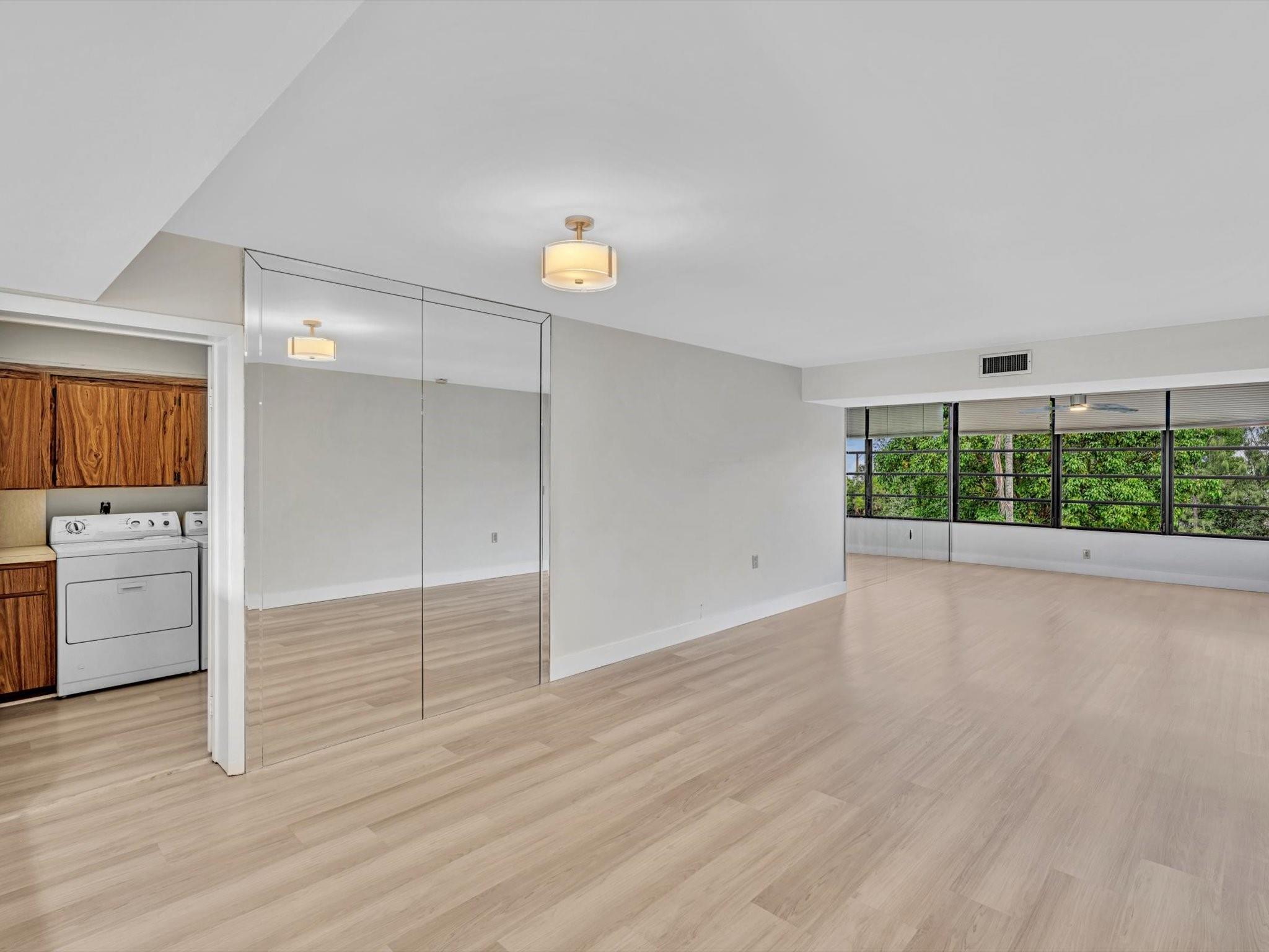 Condo 23 Of Whitehall Con - Residential Lease