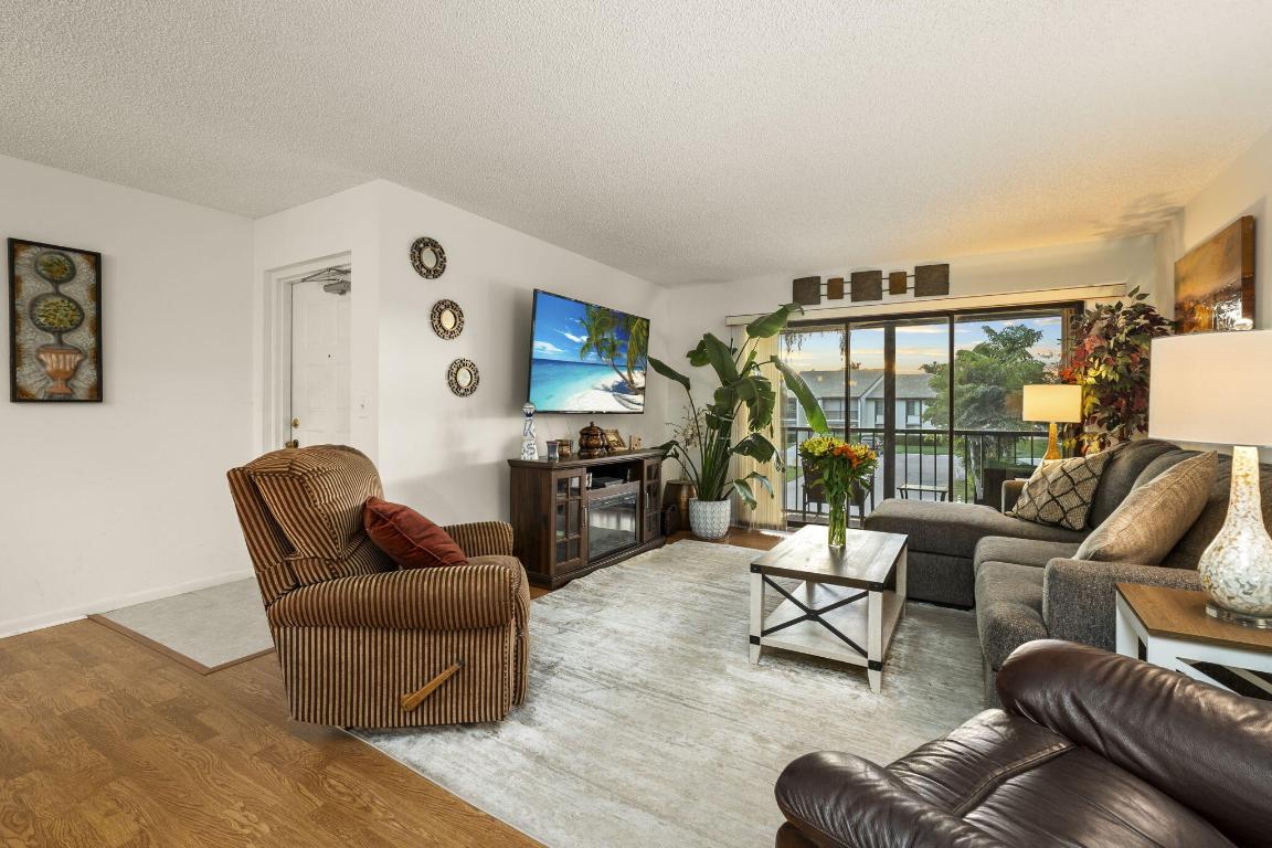 PINE RIDGE AT MARTIN DOWNS CONDO - Residential