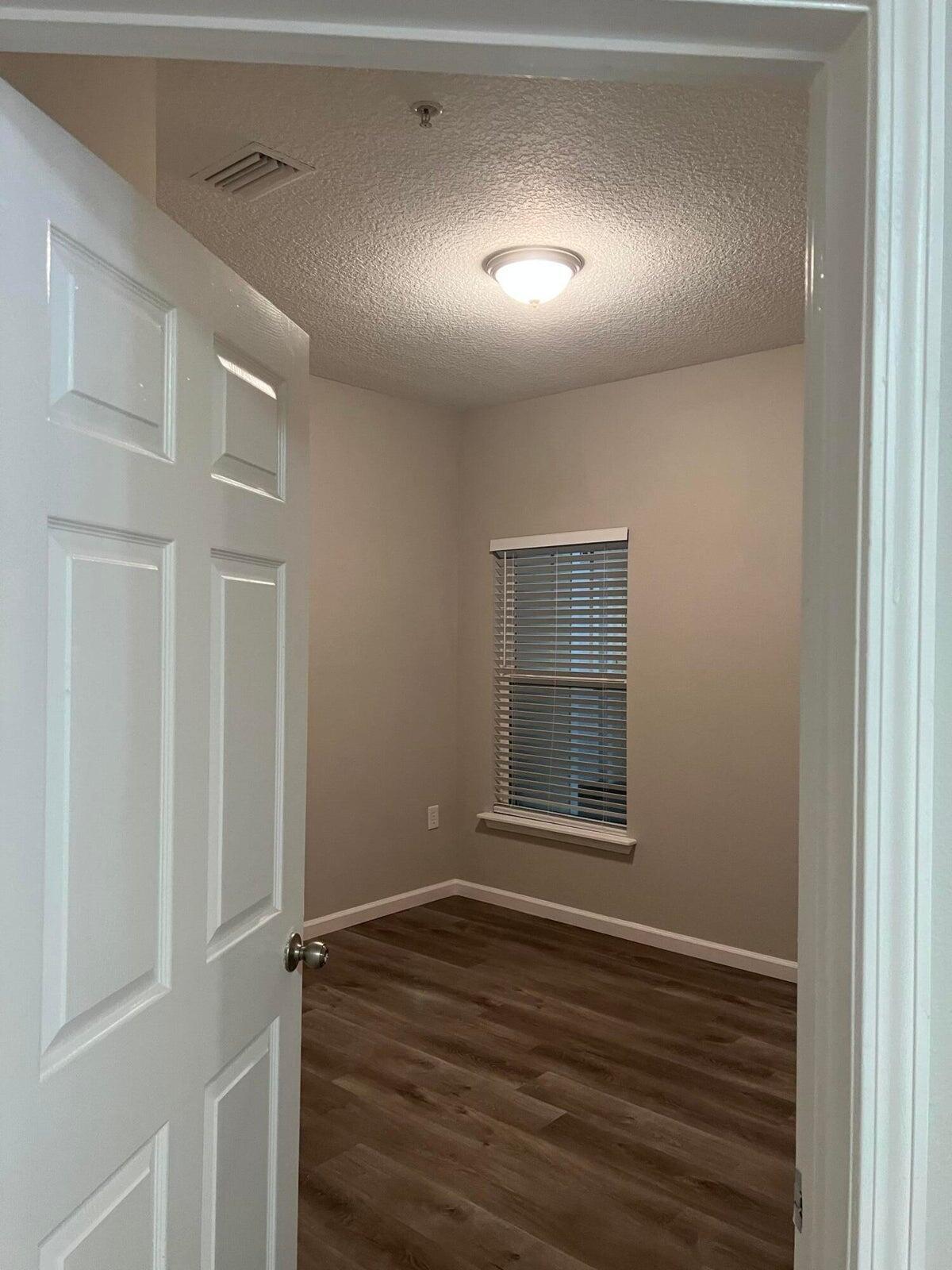 SUMMER KEY CONDOMINIUM - Residential