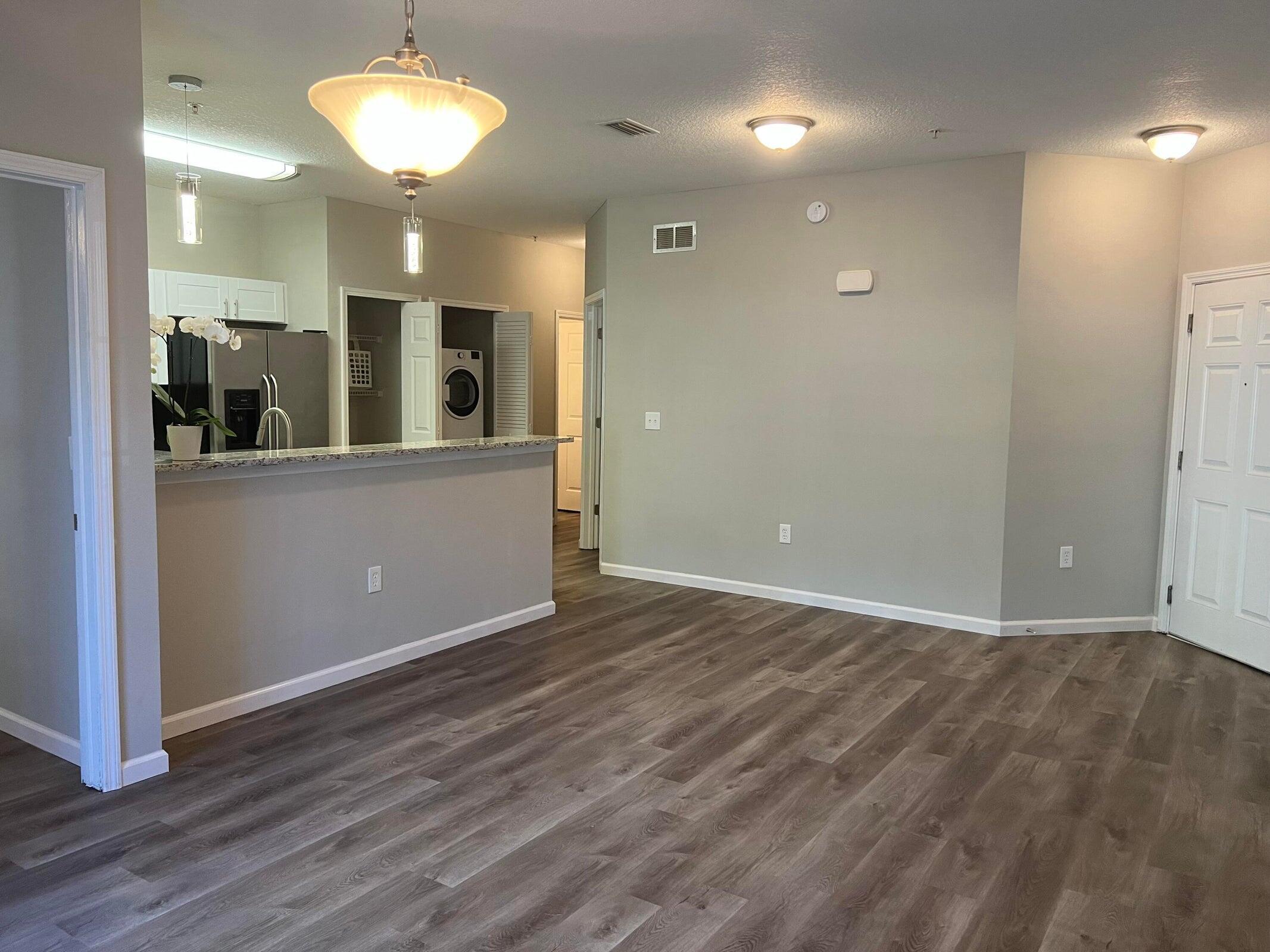 SUMMER KEY CONDOMINIUM - Residential