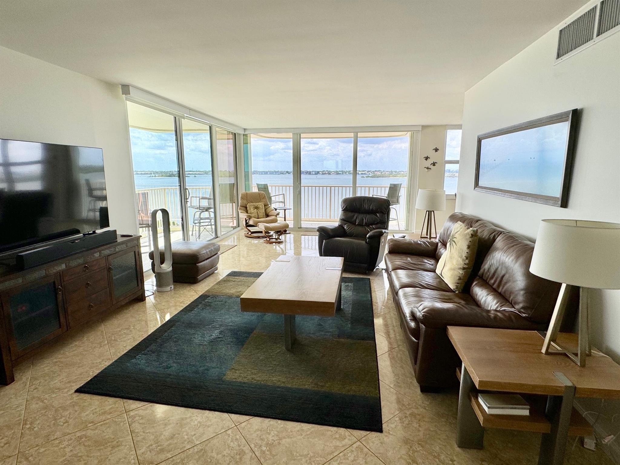 5480 N Ocean Drive B5c