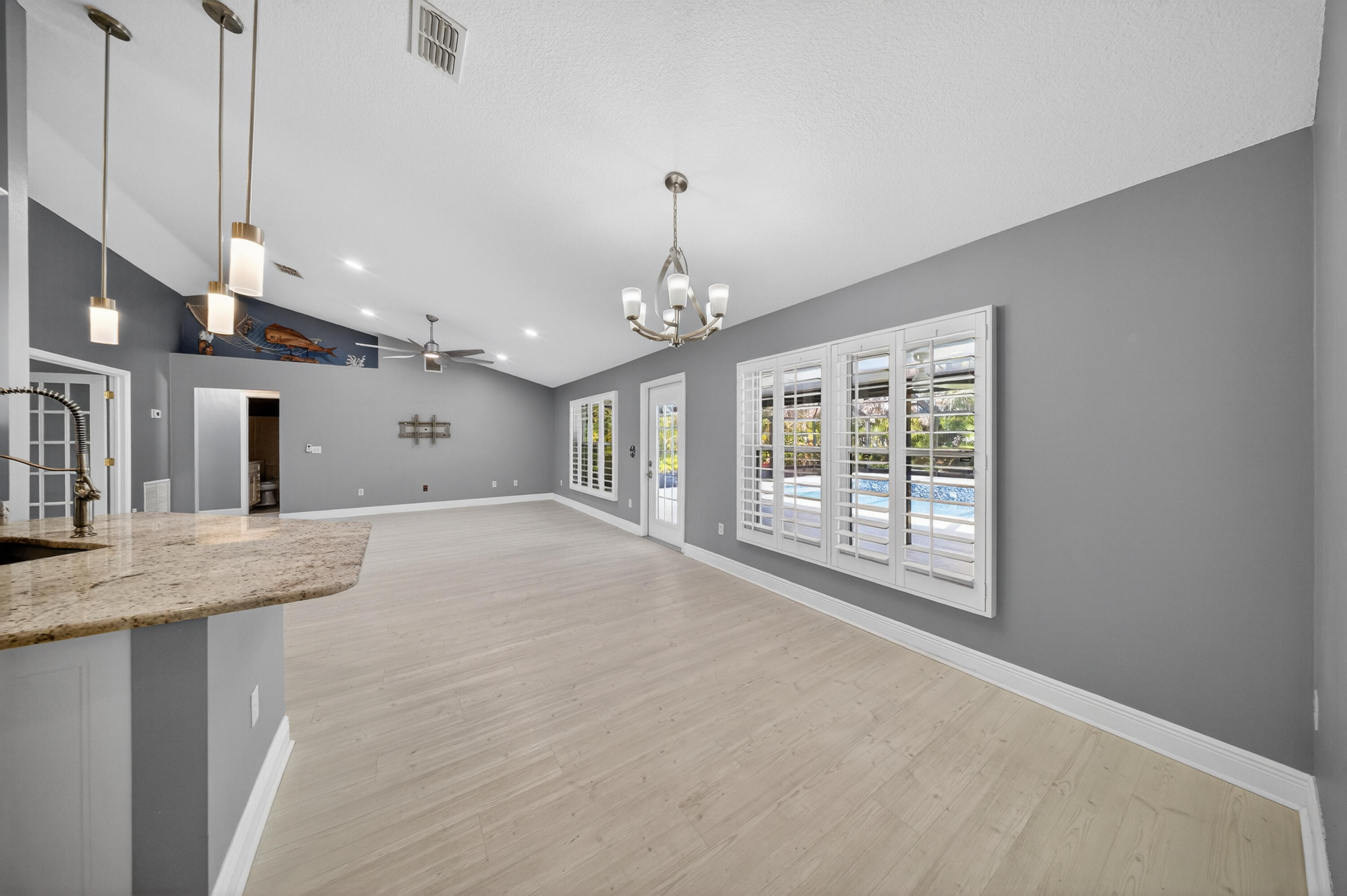 PORT ST LUCIE SECTION 33 - Residential