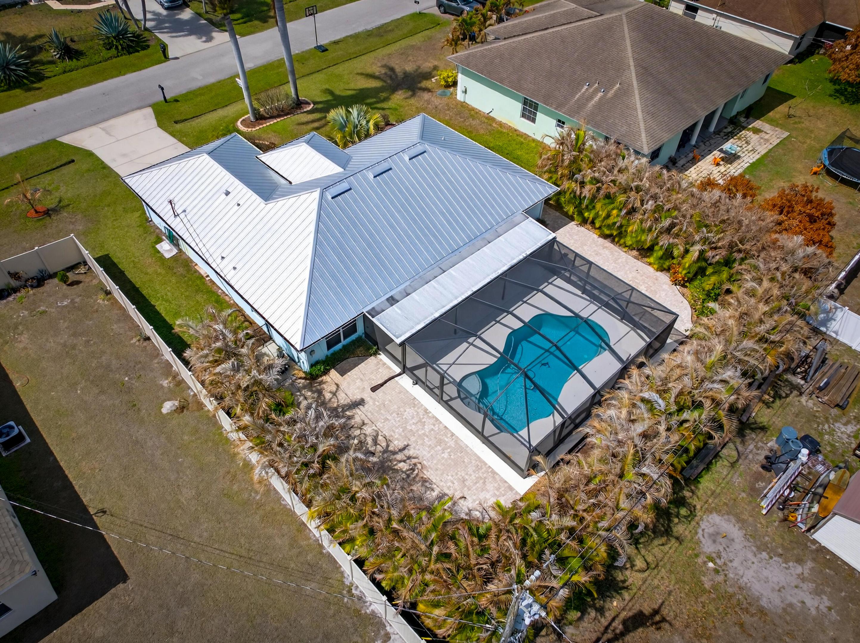 PORT ST LUCIE SECTION 33 - Residential