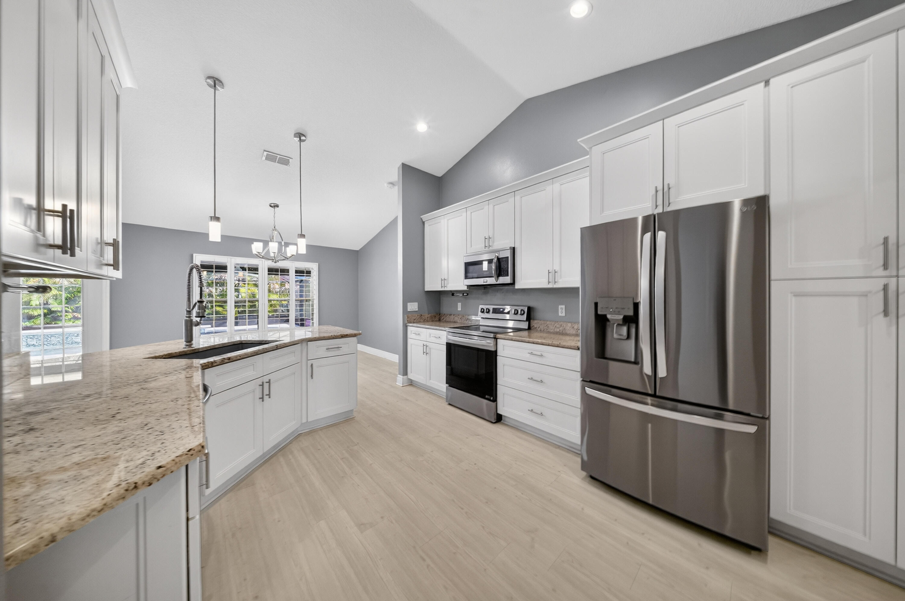 PORT ST LUCIE SECTION 33 - Residential