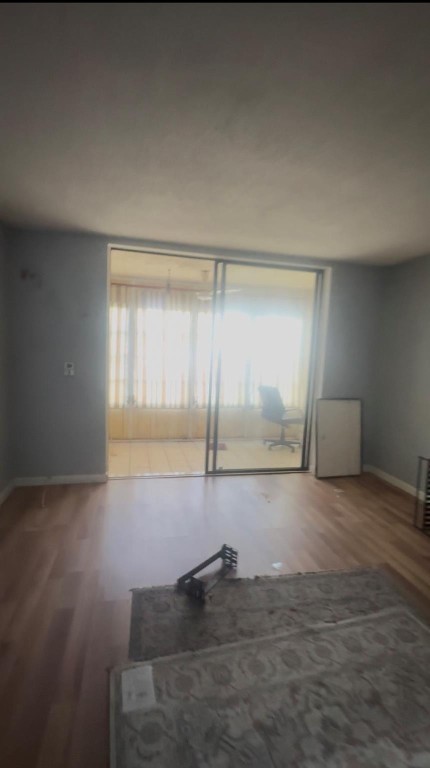 SOMERSET - Residential