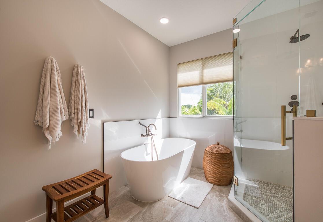 COASTAL BAY COLONY - Residential Lease
