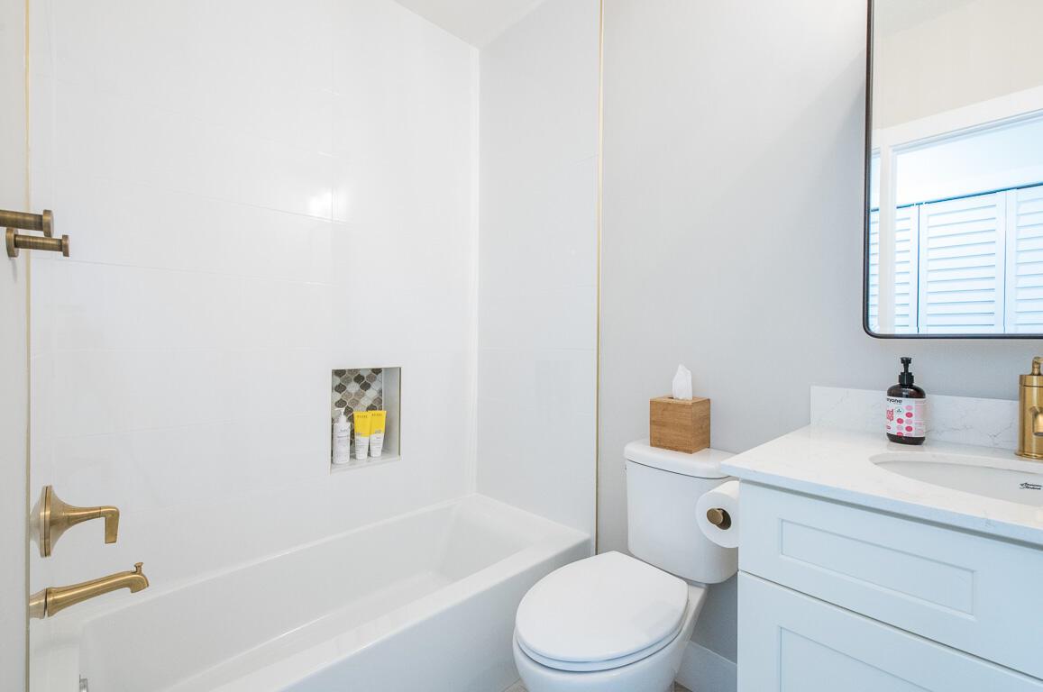 COASTAL BAY COLONY - Residential Lease